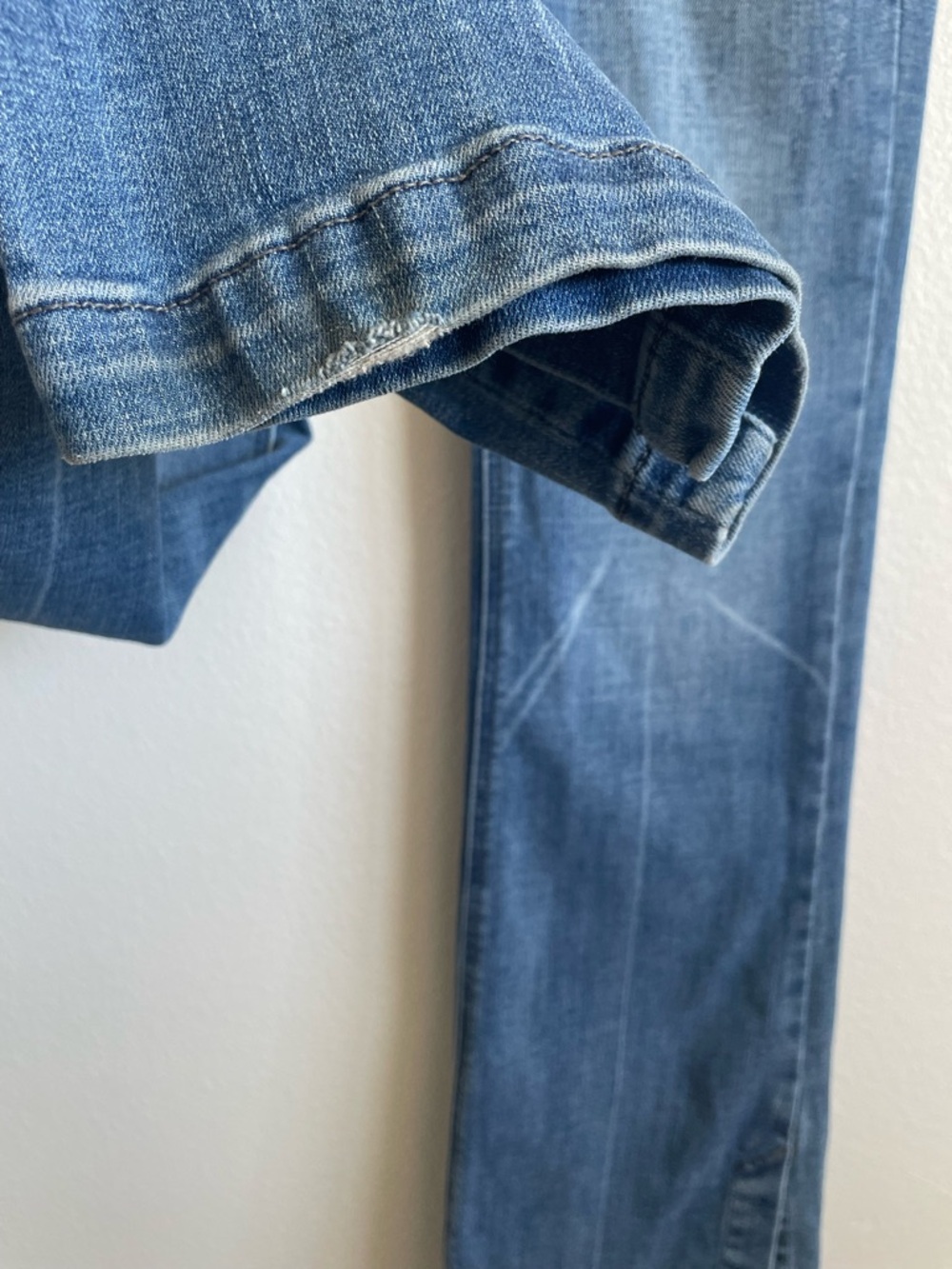 Judy Blue Women’s 7/28 Flare Jeans Medium Wash Stretch Denim Side Slit - Picture 6 of 12